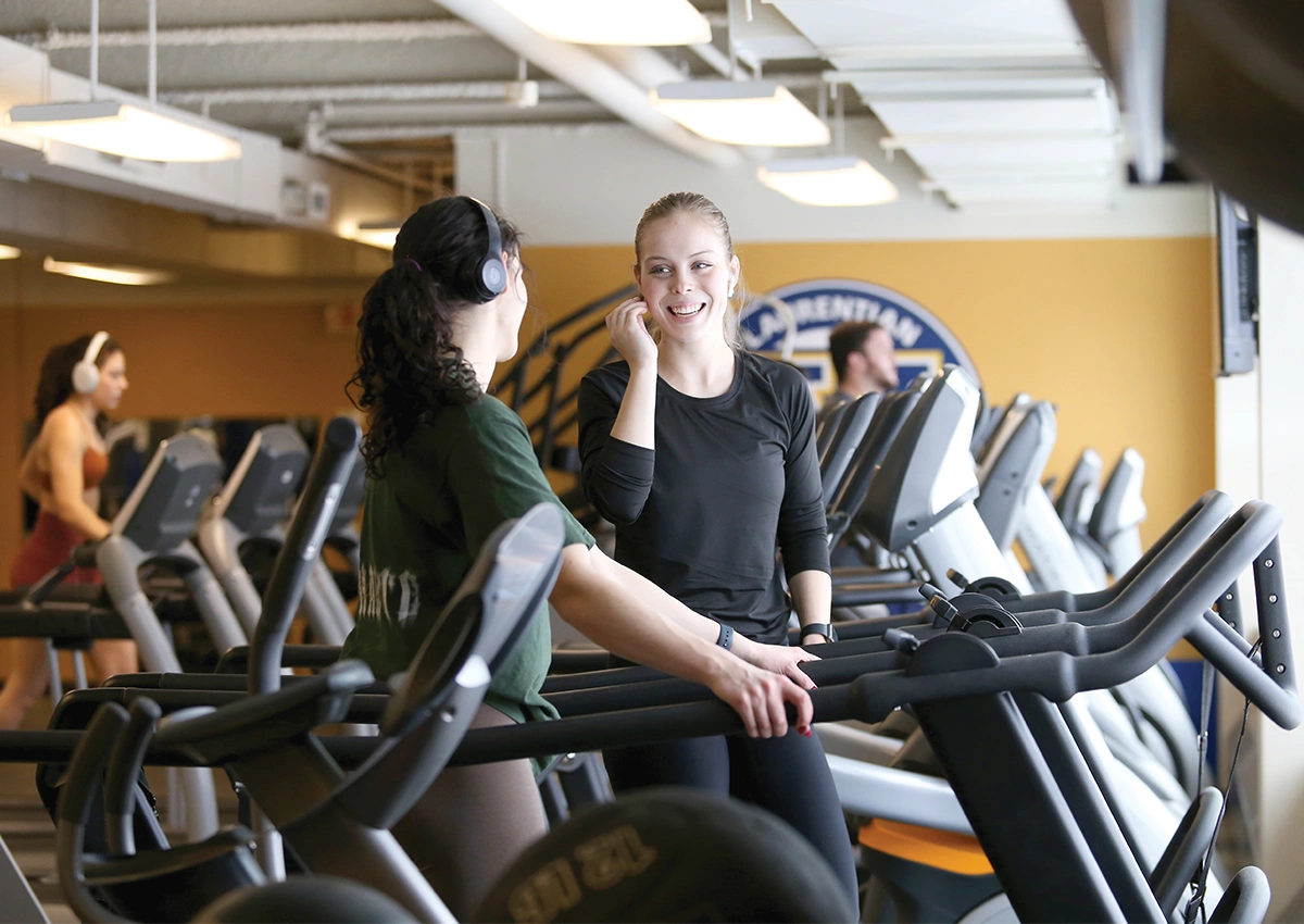 Laurentian University students exercising at the Ben Avery Gym.