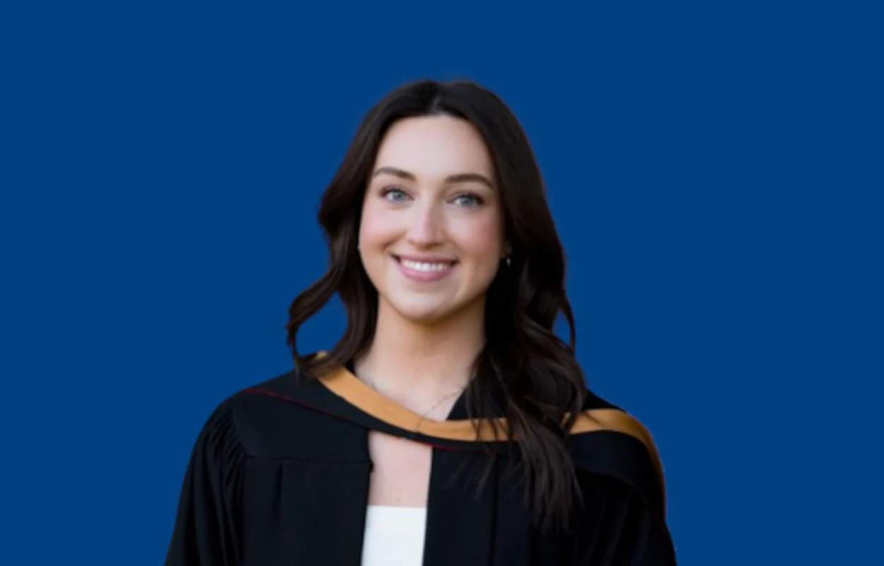 Charlotte Baggio graduate